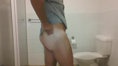 Snapshot of etextratestacle chatting on February 2, 10:35 am ET online show from February 2, 10:35 am