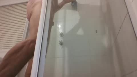 Snapshot of etextratestacle chatting on January 6, 4:55 pm ET online show from January 6, 4:55 pm