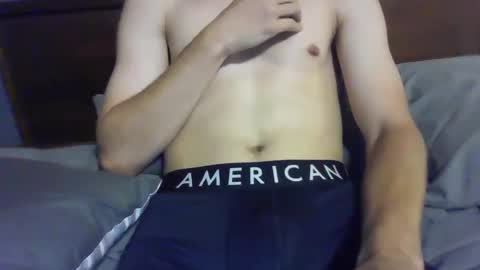 Snapshot of ethanbarrt69 chatting on September 29, 4:22 am Ethan online show from September 29, 4:22 am