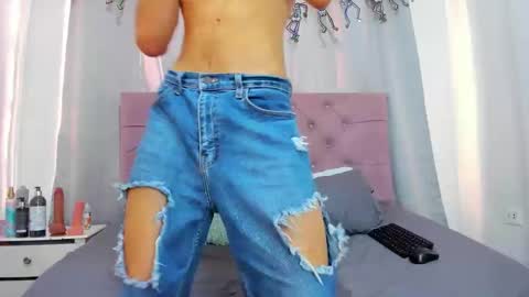 ethanblackwoodd online show from December 4, 9:11 pm