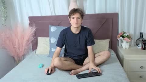 Ethan online show from October 1, 9:08 pm