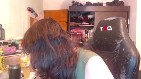 ethereal_thom online show from October 10, 6:51 am