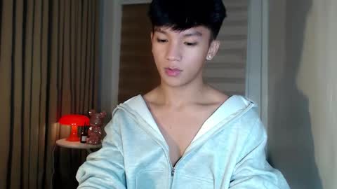 Rey online show from February 11, 3:50 pm