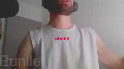 eunile online show from September 29, 10:03 am