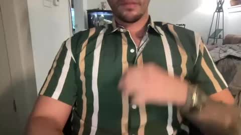 Evan online show from June 1, 11:38 pm