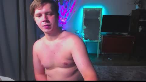 evan_boomer online show from October 12, 2:33 pm