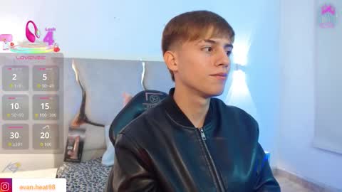 evan_tay online show from March 25, 2:59 am