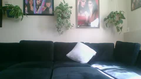 Snapshot of evanschris2048 chatting on September 12, 9:37 pm zayda foxxiity entertainment online show from September 12, 9:37 pm