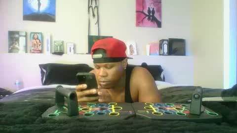 Snapshot of evanschris2048 chatting on March 6, 5:33 pm zayda foxxiity entertainment online show from March 6, 5:33 pm