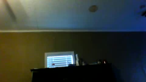 eve1luvsray online show from May 12, 12:19 am