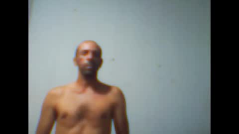 everaldosantos online show from December 2, 12:25 am