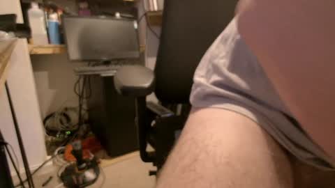 Snapshot of evgeniik chatting on January 2, 10:11 pm evgeniik online show from January 2, 10:11 pm