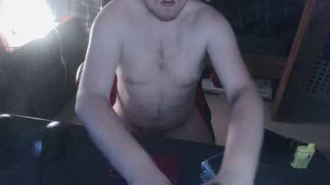 Snapshot of evolite_ chatting on February 2, 7:20 am evolite_ online show from February 2, 7:20 am