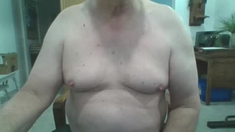 Snapshot of excitacbleguy9 chatting on December 12, 7:04 pm was excitablyguy hacked online show from December 12, 7:04 pm