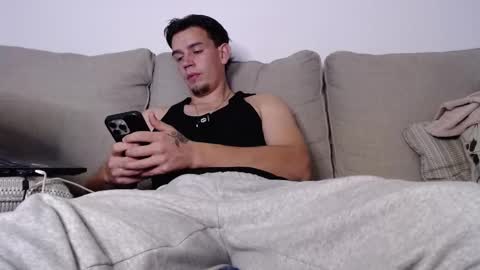 Exi111 online show from October 7, 5:00 am