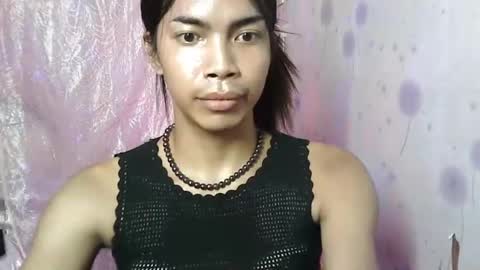 alixes online show from December 4, 12:23 pm