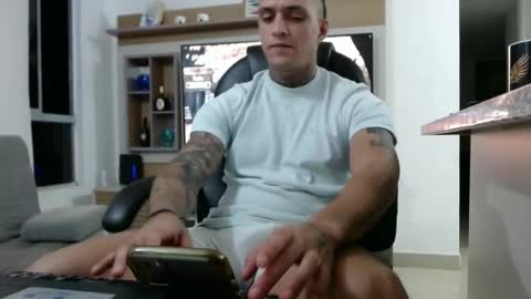 camilo online show from January 3, 5:17 am