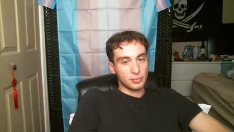 Snapshot of ezra_naamah chatting on December 21, 8:10 pm Ezra Naamah online show from December 21, 8:10 pm