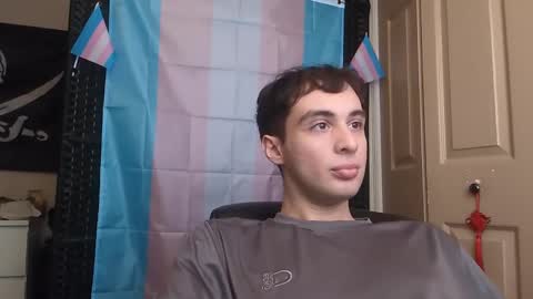 Snapshot of ezra_naamah chatting on December 28, 5:46 pm Ezra Naamah online show from December 28, 5:46 pm