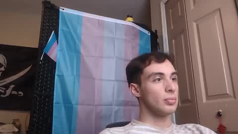 Snapshot of ezra_naamah chatting on December 16, 7:00 pm Ezra Naamah online show from December 16, 7:00 pm