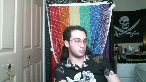 Ezra Naamah online show from May 9, 6:42 pm
