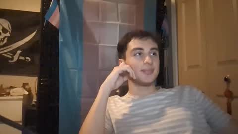 Snapshot of ezra_naamah chatting on December 17, 5:07 am Ezra Naamah online show from December 17, 5:07 am