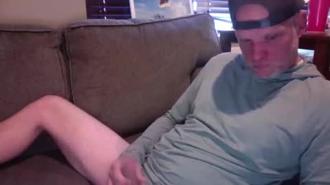 ezze2002 online show from April 18, 10:31 pm