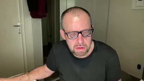 Snapshot of fabiothick chatting on October 29, 11:51 pm fabiothick online show from October 29, 11:51 pm