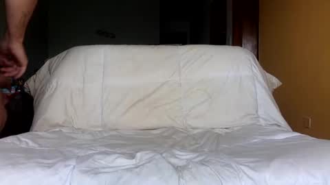 Snapshot of fabrizzio02 chatting on December 12, 5:26 pm Fabrizzio online show from December 12, 5:26 pm