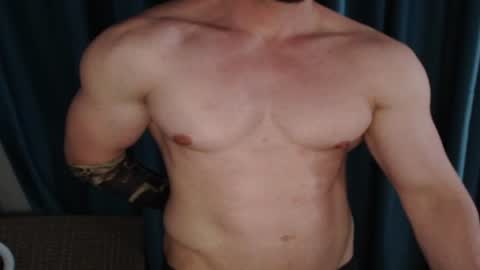 facelessmuscle online show from June 25, 10:13 pm
