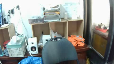 faint45508542 online show from May 20, 8:43 am