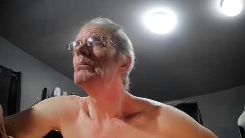 fantasyresort online show from January 12, 4:21 am