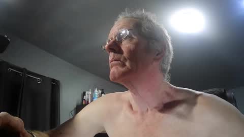 fantasyresort online show from January 8, 4:07 am