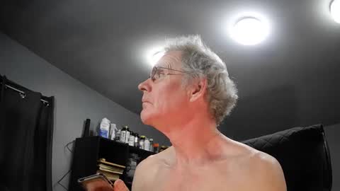 fantasyresort online show from January 19, 4:12 am