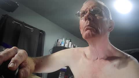 fantasyresort online show from April 5, 3:36 am