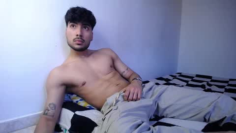 farid_24 online show from September 10, 9:46 pm