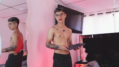 Snapshot of farid_jake_ chatting on January 18, 7:58 pm farid_jake_ online show from January 18, 7:58 pm