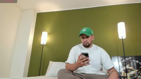 M A T  T E O online show from September 24, 8:07 pm