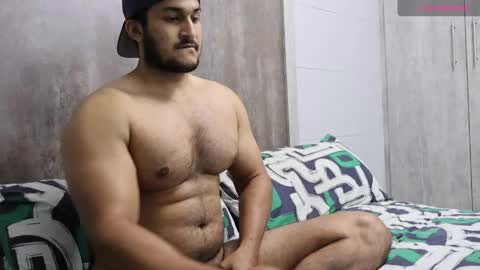fatherfly001 online show from May 3, 8:55 pm
