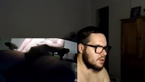 Snapshot of fck_boy123 chatting on December 6, 7:10 am fck_boy123 online show from December 6, 7:10 am