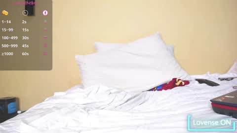 Snapshot of feetlover_liam chatting on December 20, 4:09 am David online show from December 20, 4:09 am