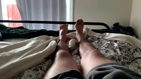 FEETOMINES online show from July 15, 2:40 am