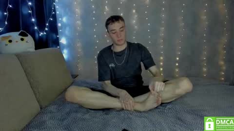 felixcurt online show from March 9, 6:46 pm