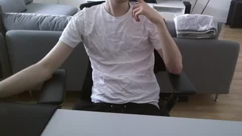 felixsagg online show from June 24, 12:52 pm