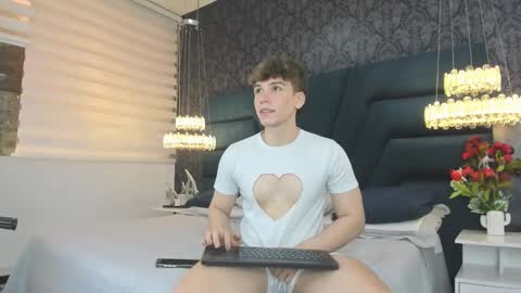 Femboy Max online show from March 14, 12:12 pm