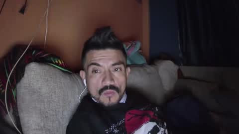 fernand89 online show from December 16, 5:49 am