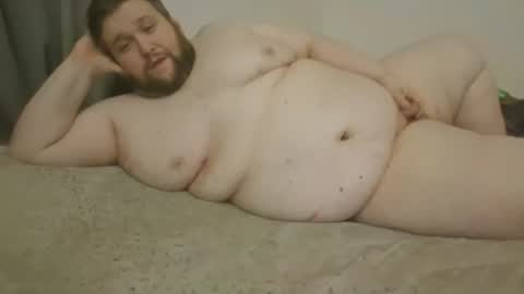 Snapshot of fettebifotze28h chatting on October 4, 5:07 pm Cow Sow online show from October 4, 5:07 pm