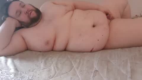 Snapshot of fettebifotze28h chatting on September 27, 8:56 am Cow Sow online show from September 27, 8:56 am