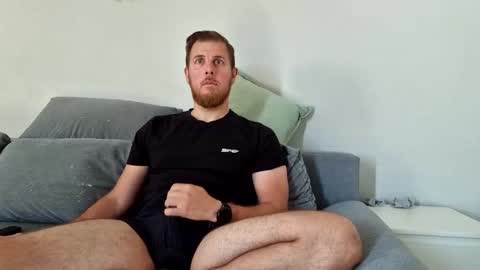 Snapshot of fikol123 chatting on September 11, 8:57 am fiolkamil online show from September 11, 8:57 am