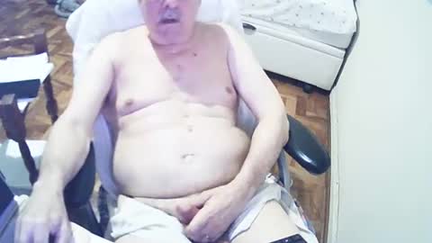 filhober online show from February 26, 1:53 am